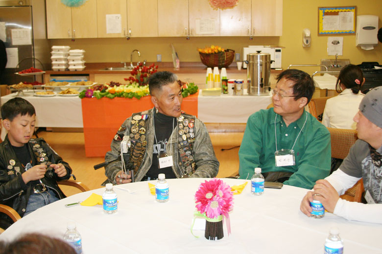 041209-easter (27).jpg